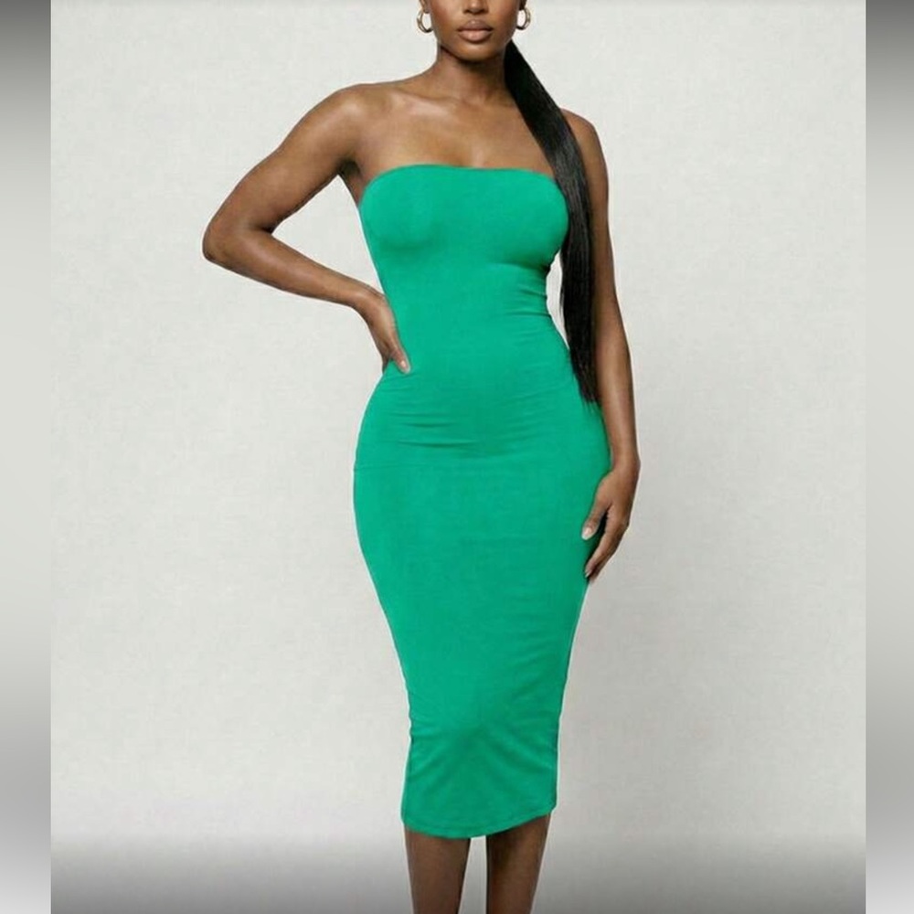 Strapless Bodycon Midi Dress in Green